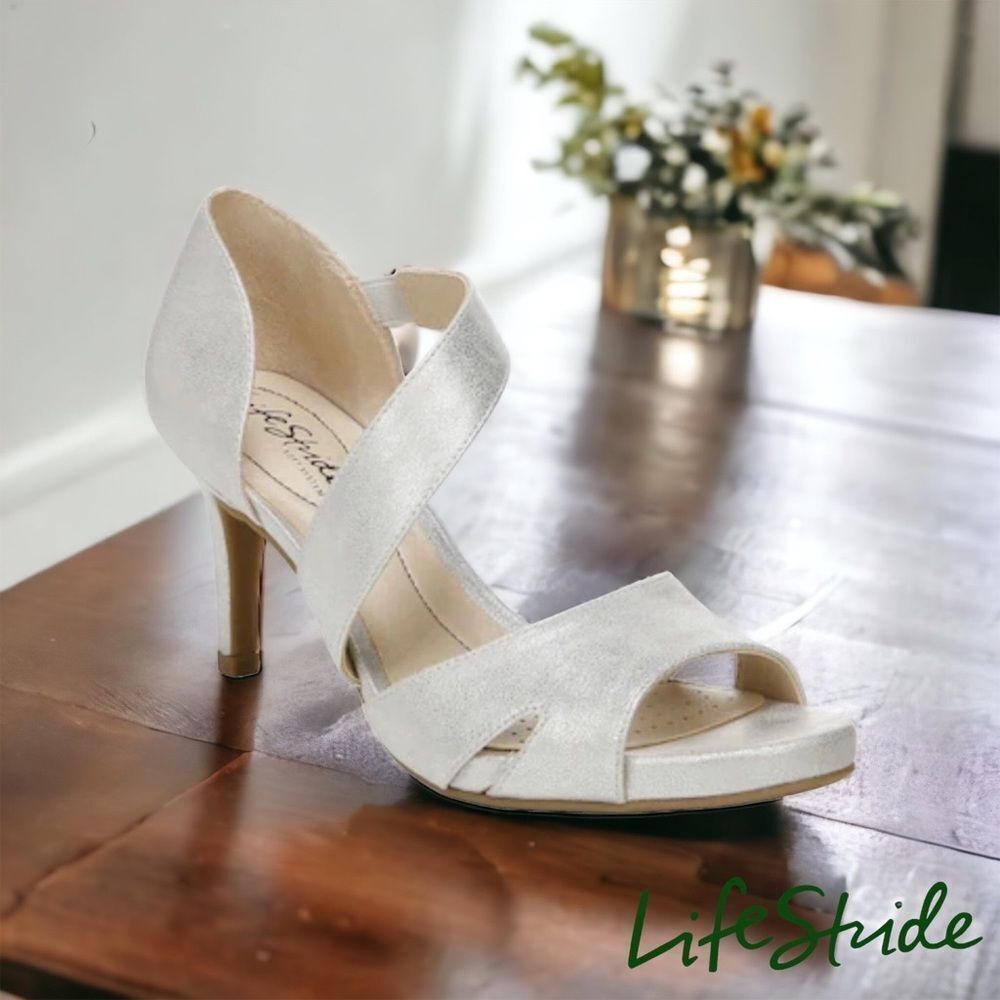 LifeStride Mega,Silver Met New In Box Size 9.5